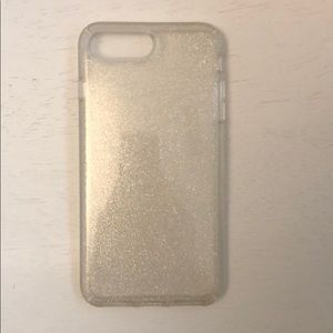 iPhone 7 Plus sparkly/clear case